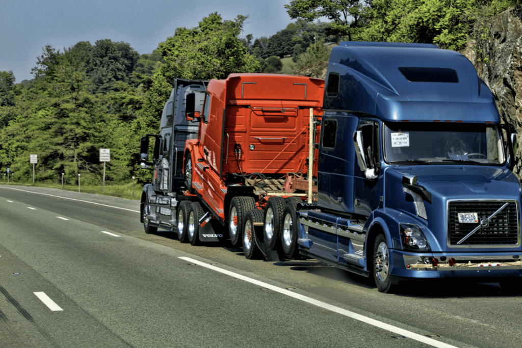 Towing near me and truck towing service